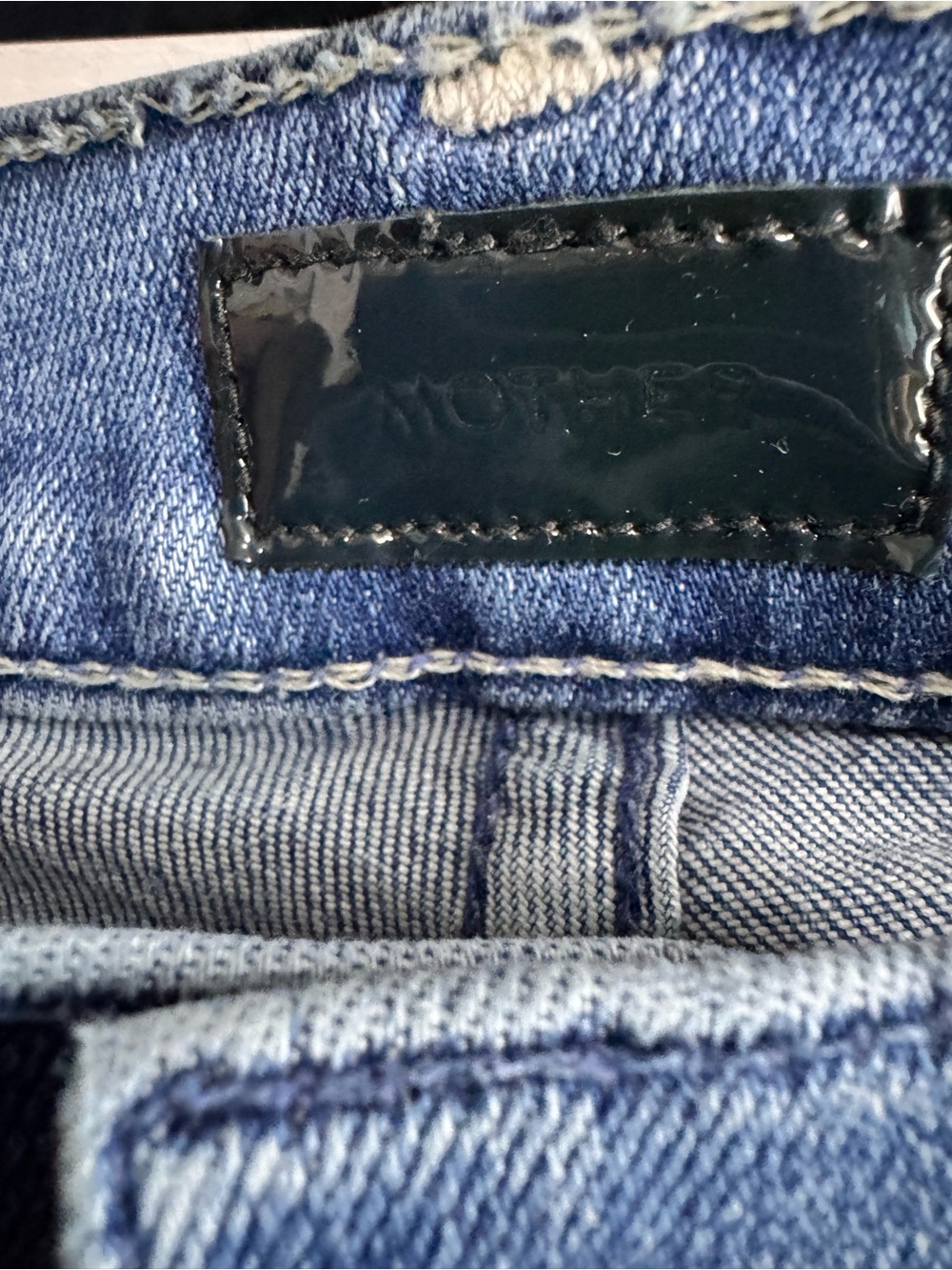 Women’s Blue High-Rise Slim Jeans - Picture 3 of 4